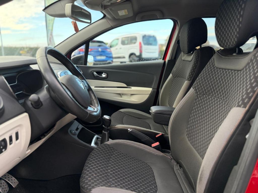 Renault Captur Intens ENERGY TCe 120 5 portes  (mai 2018) (co2 125)