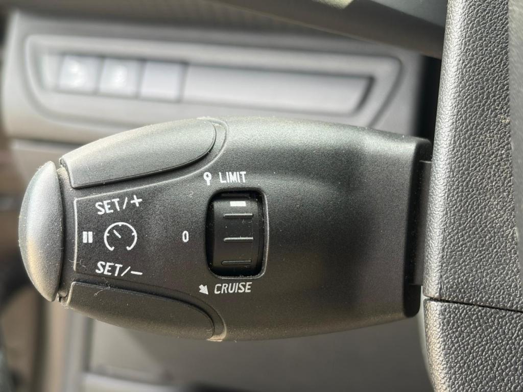 Peugeot 2008 1.6 BlueHDi 100 Style