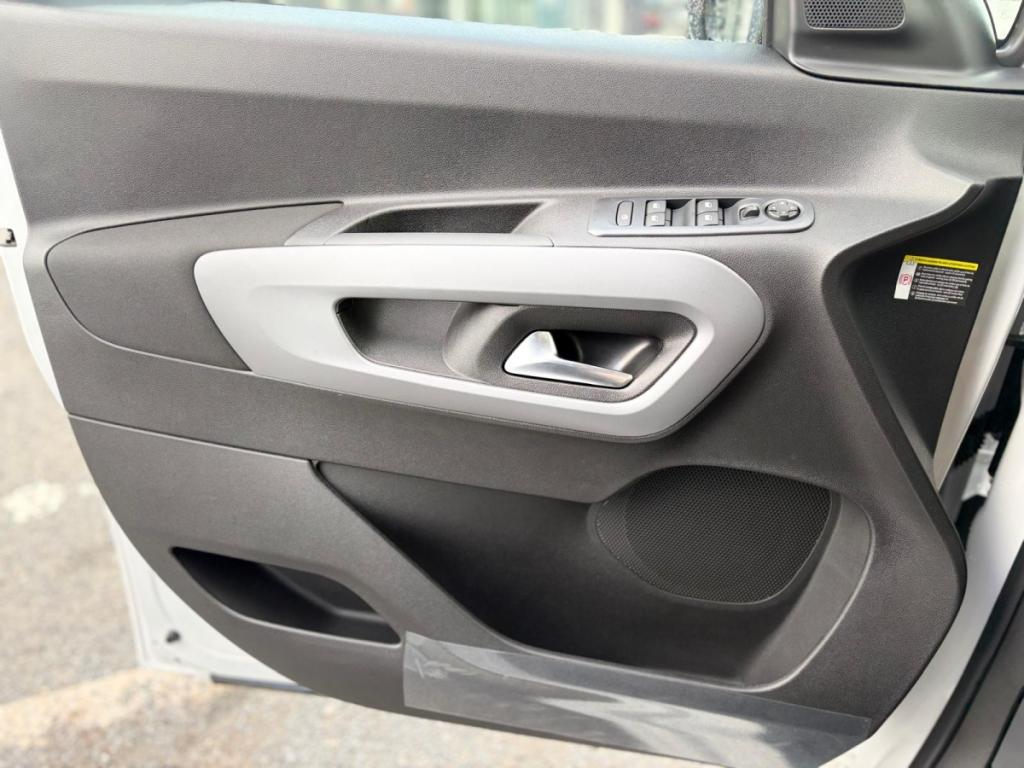 Citro�n Berlingo (3) 1.5 BLUEHDI 130 S&S EAT8 Taille M MAX