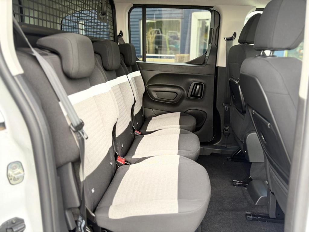 Citro�n Berlingo (3) 1.5 BLUEHDI 130 S&S EAT8 Taille M MAX
