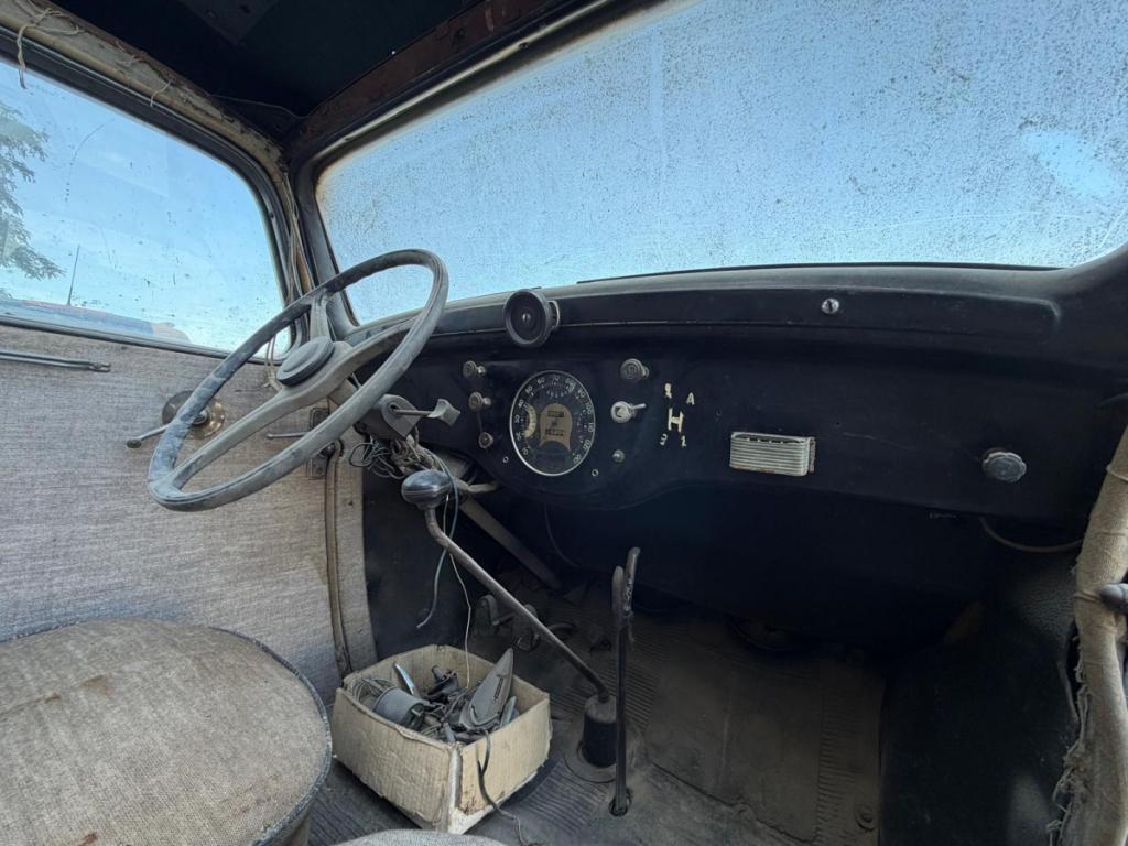 Peugeot 205 PEUGEOT 201 ANNEE 1935 A RESTAURER